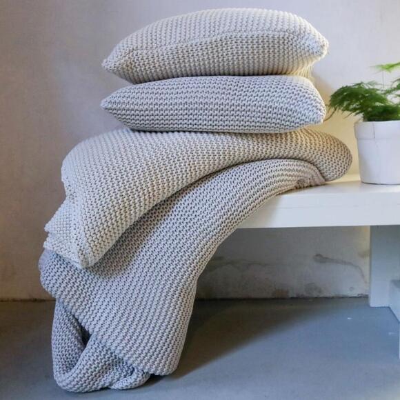 Product image 1 of Ponza Plaid & Dekokissenbezug