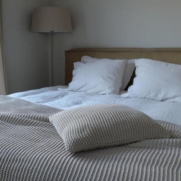 Product image 1 of Ponza Plaid & Sierkussen